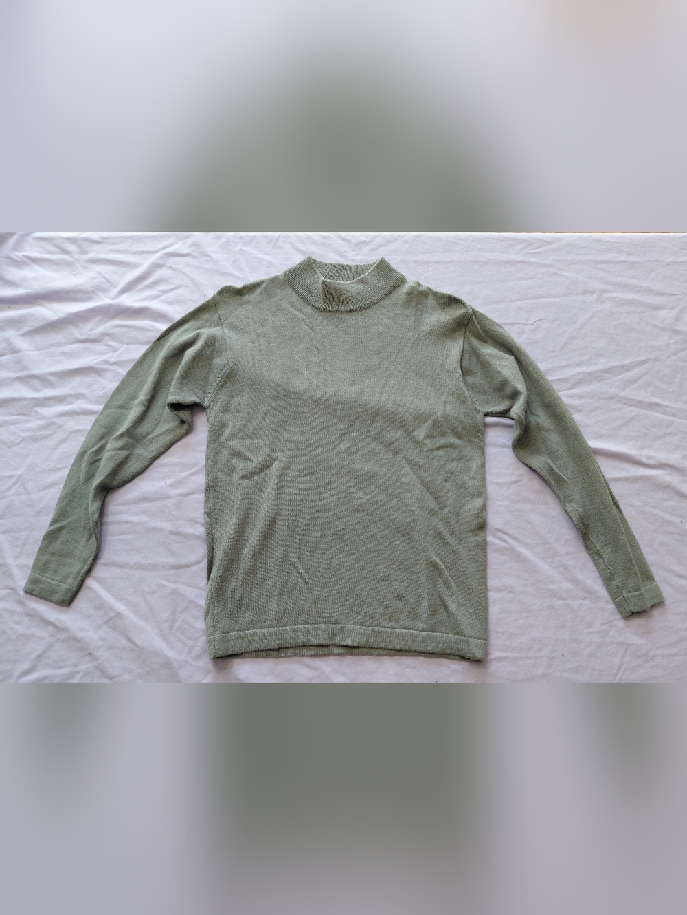 JH Collectibles Women's Wool Sweater Size Medium